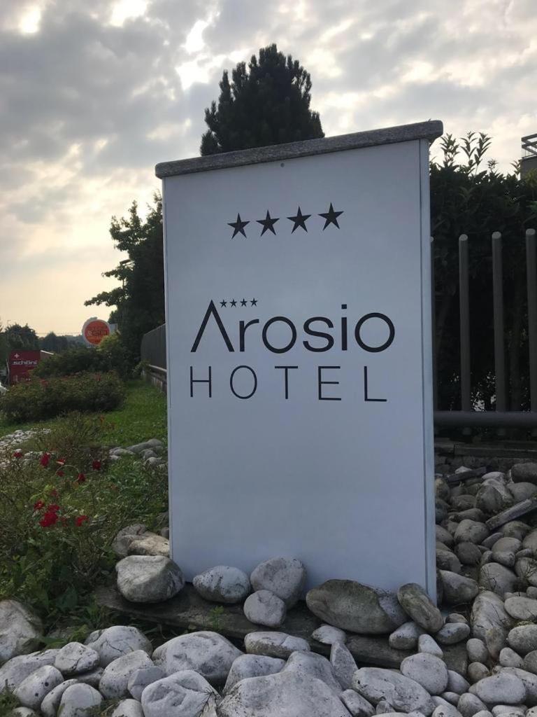 Arosio Hotel Buitenkant foto